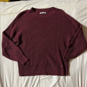 Hollister Women's Deep Burgundy Crew Neck Sweater